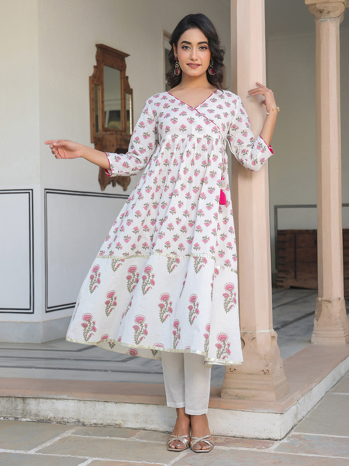 Janasya Light Cotton Floral Angrakha Kurta Set | Swadesiicart