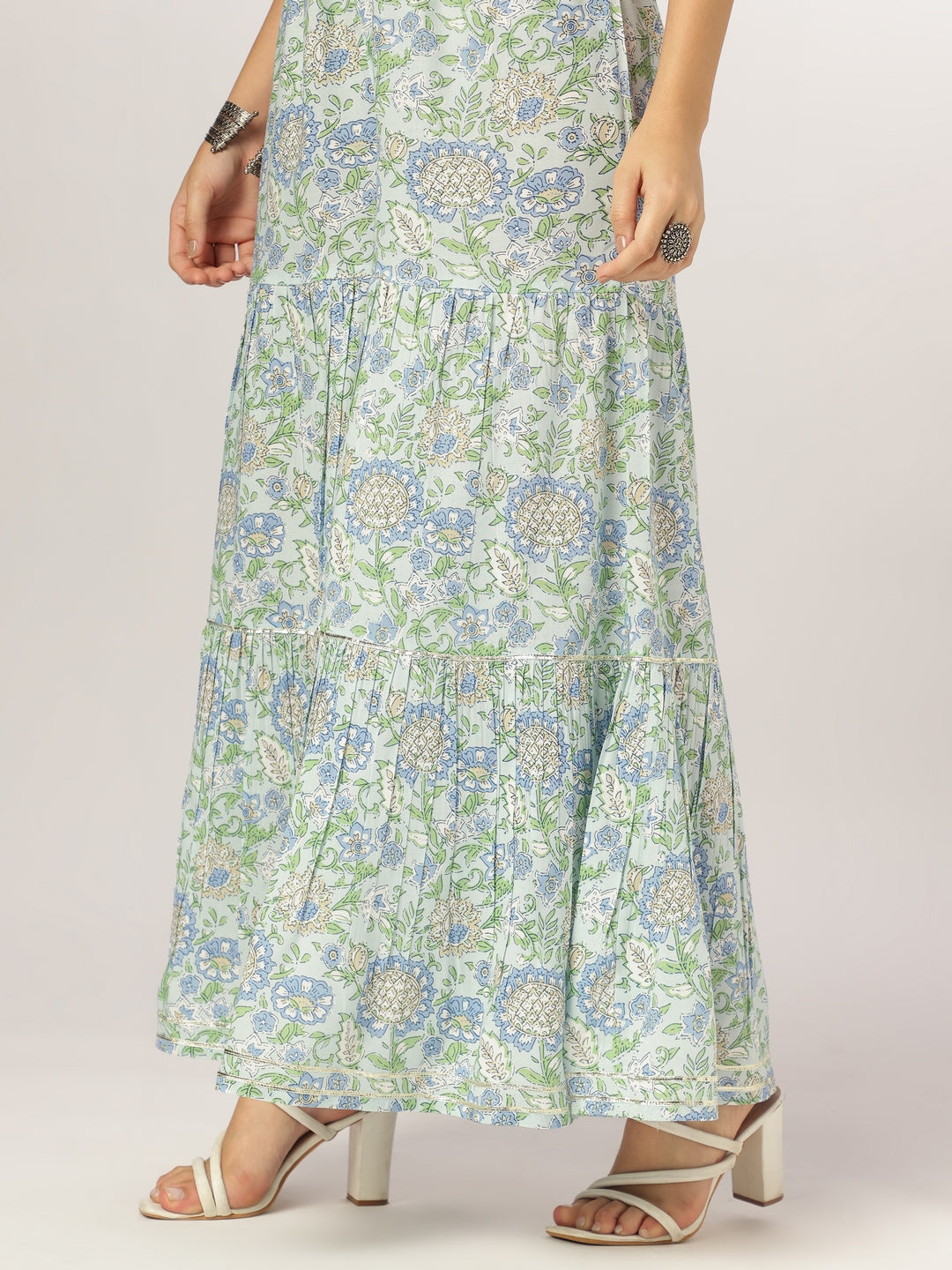 Janasya Light Rayon Solid Straight Kurta Set | Swadesiicart