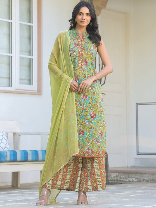 Janasya Bright Cotton Floral Straight Kurta Set | Swadesiicart