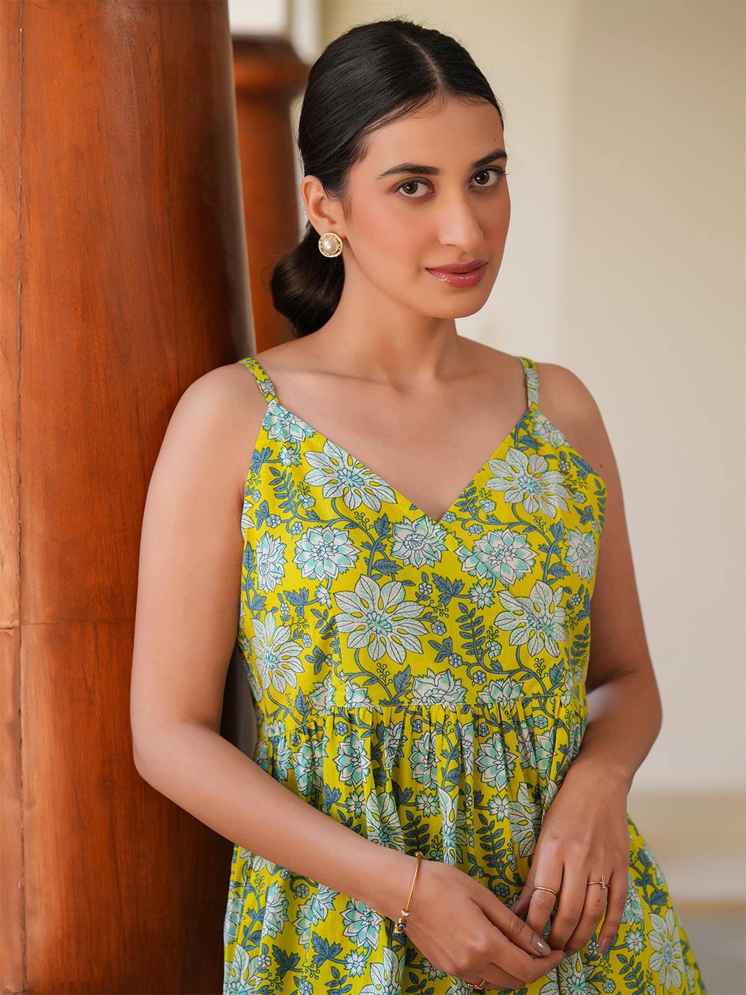 Janasya Bright Cotton Floral A-Line Tunic | Swadesiicart