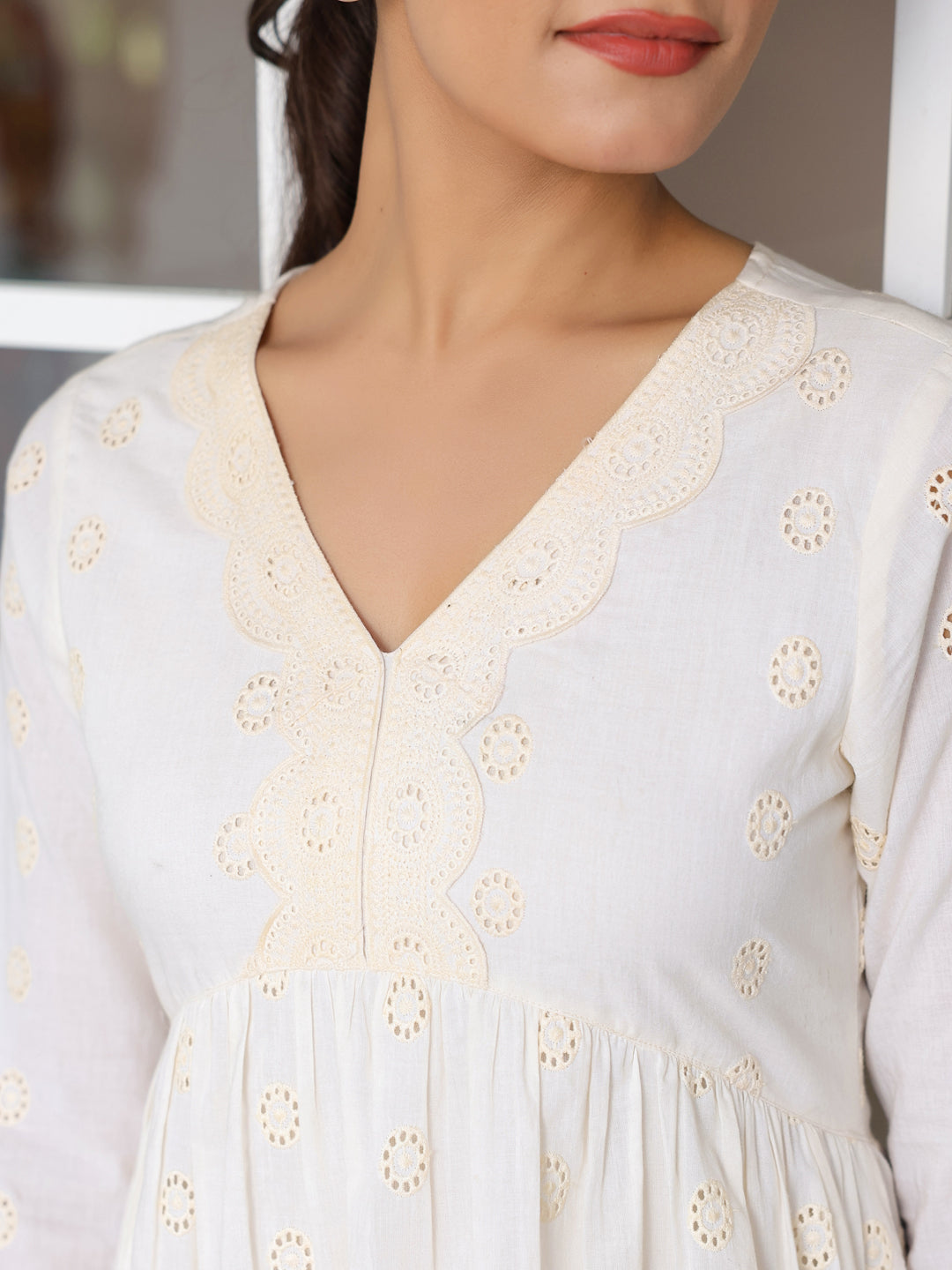 Janasya Light Cotton Schiffli A-Line Tunic | Swadesiicart