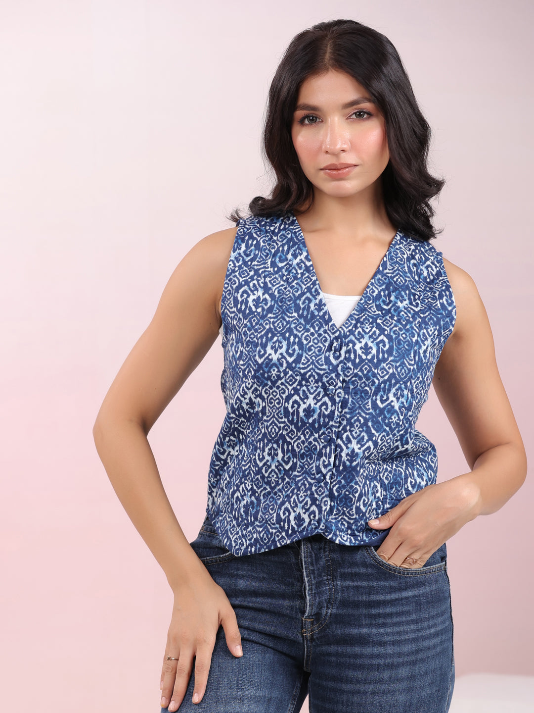 Janasya Regular Cambric Black Jacket | Swadesiicart