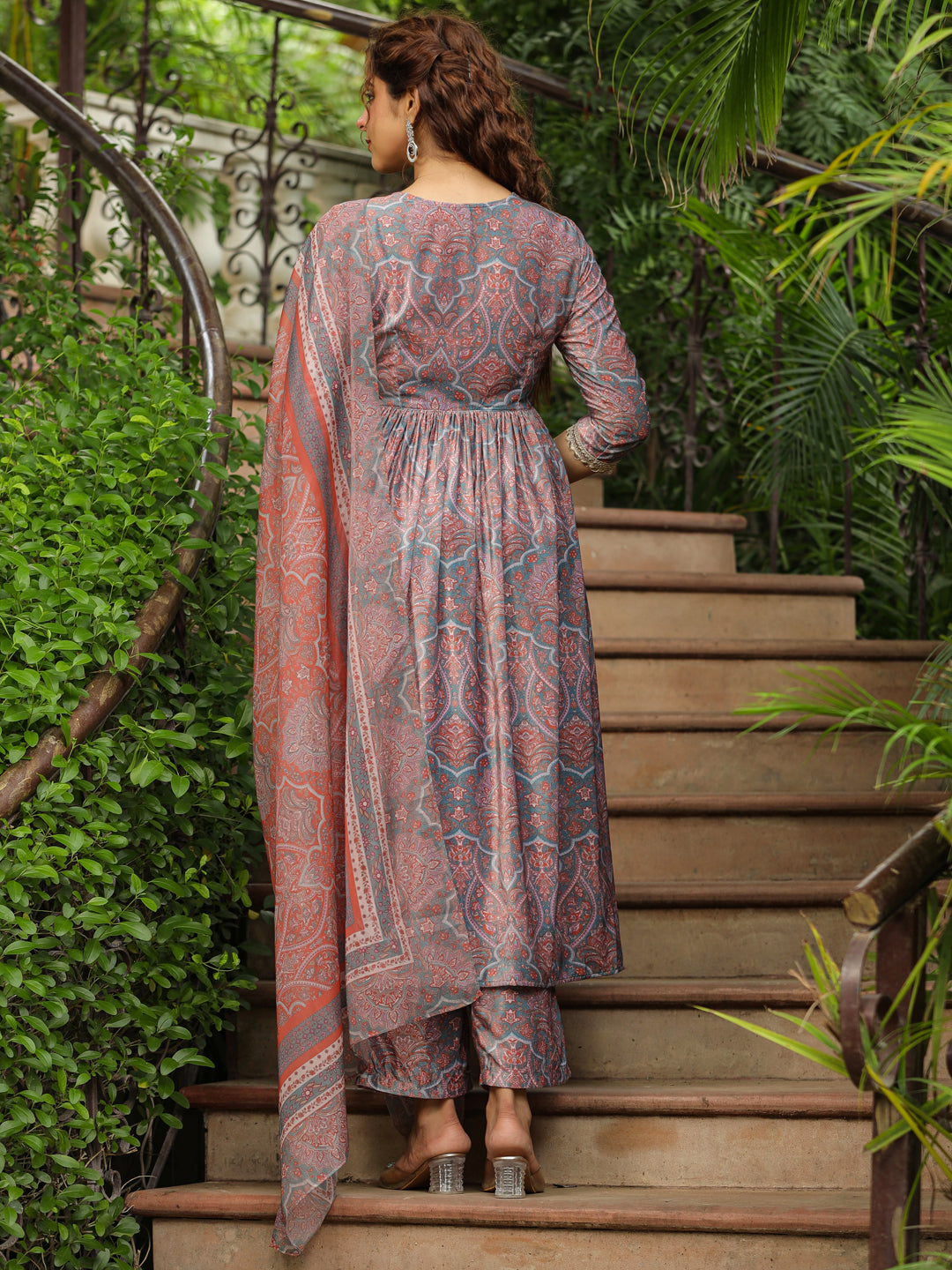 Janasya Grey Chiffon Ethnic Motifs Set | Swadesiicart
