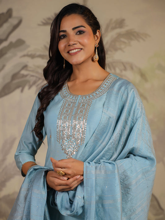 Janasya Light Chanderi Embroidered Straight Kurta Set | Swadesiicart