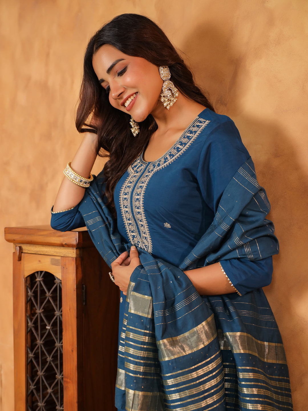 Janasya Dark Chanderi Embroidered Straight Kurta Set | Swadesiicart