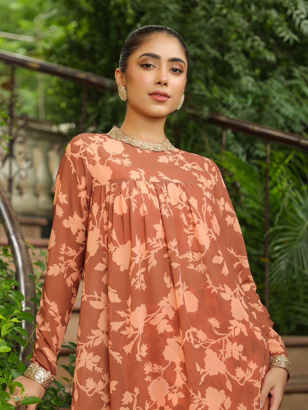 Janasya Brown Weightless Georgette Floral Kurta, pant & Jacket | Swadesiicart
