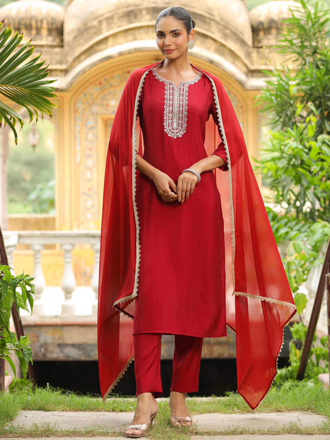 Janasya Dark Chanderi Embroidered Straight Kurta Set | Swadesiicart