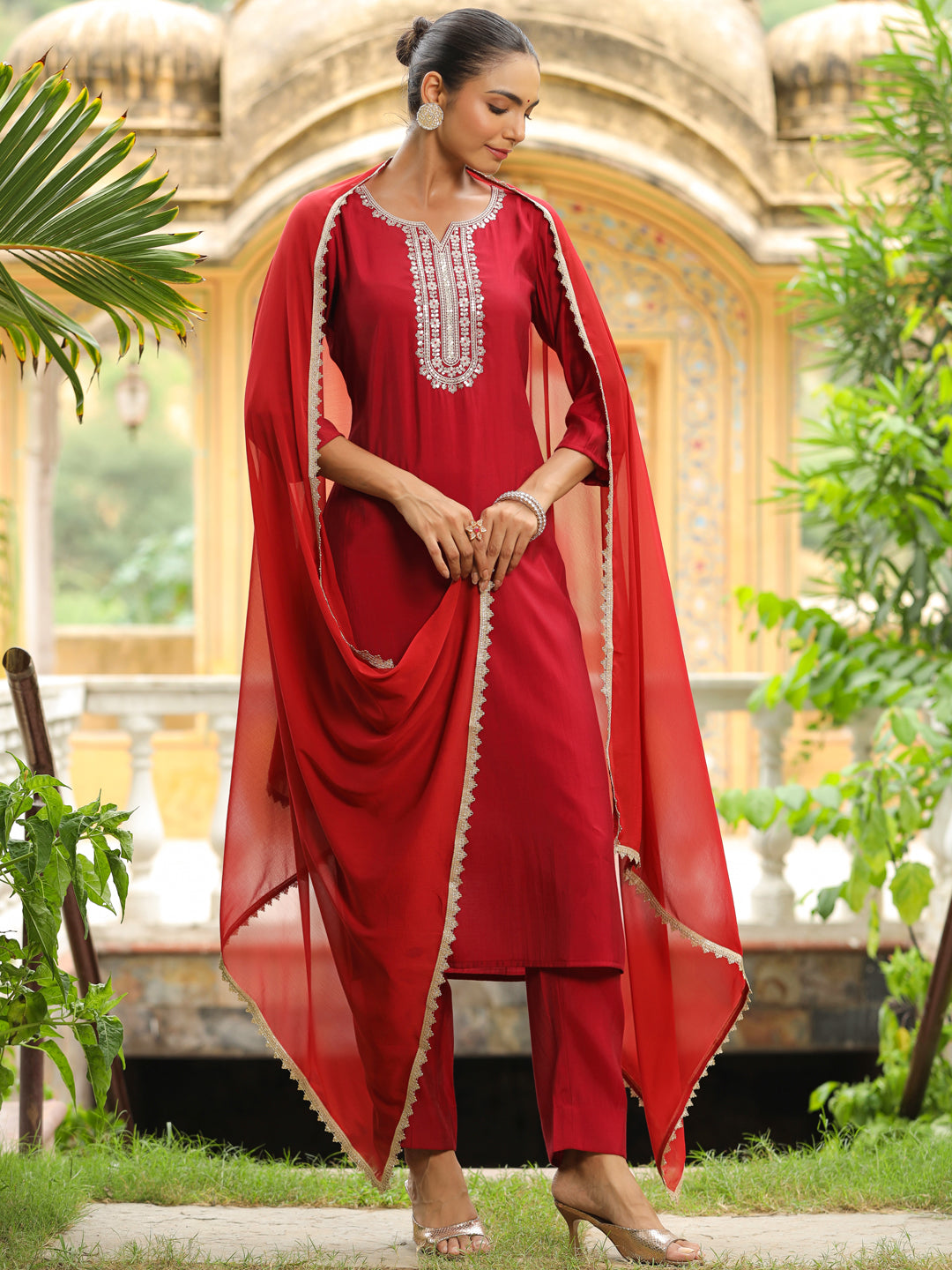 Janasya Dark Chanderi Embroidered Straight Kurta Set | Swadesiicart