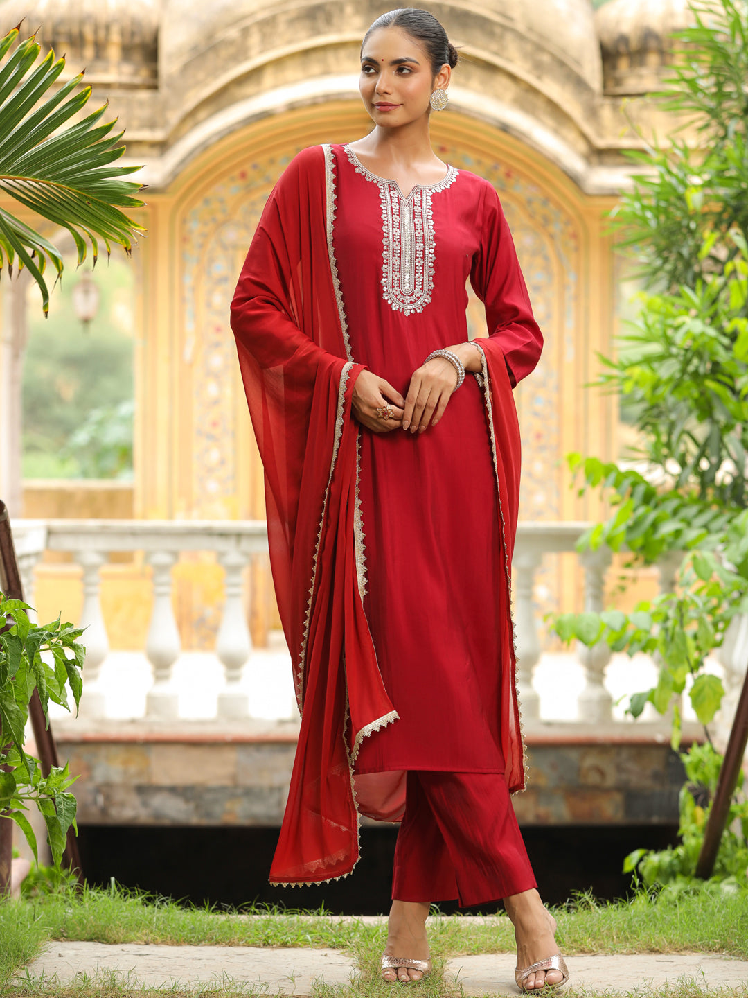 Janasya Dark Chanderi Embroidered Straight Kurta Set | Swadesiicart