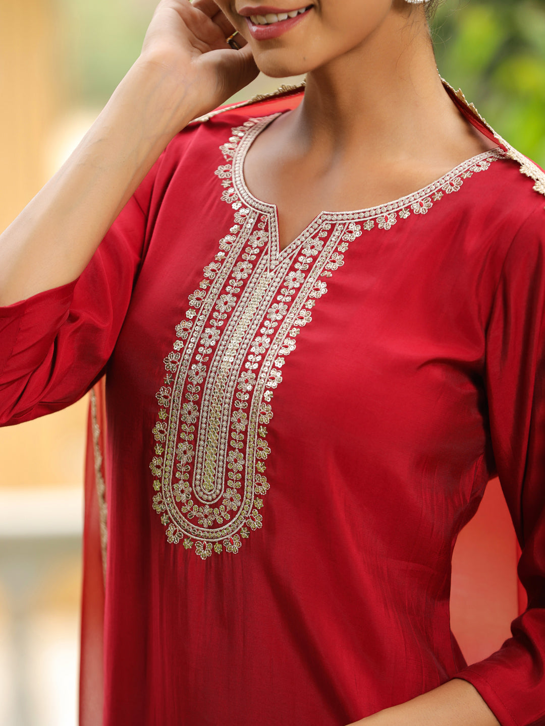 Janasya Dark Chanderi Embroidered Straight Kurta Set | Swadesiicart