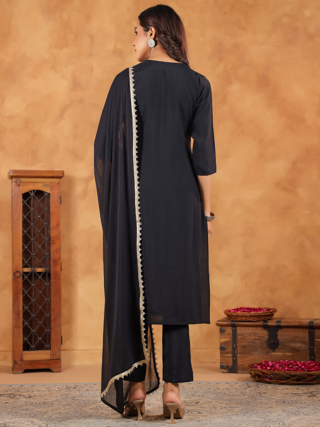 Janasya Dark Chanderi Embroidered Straight Kurta Set | Swadesiicart