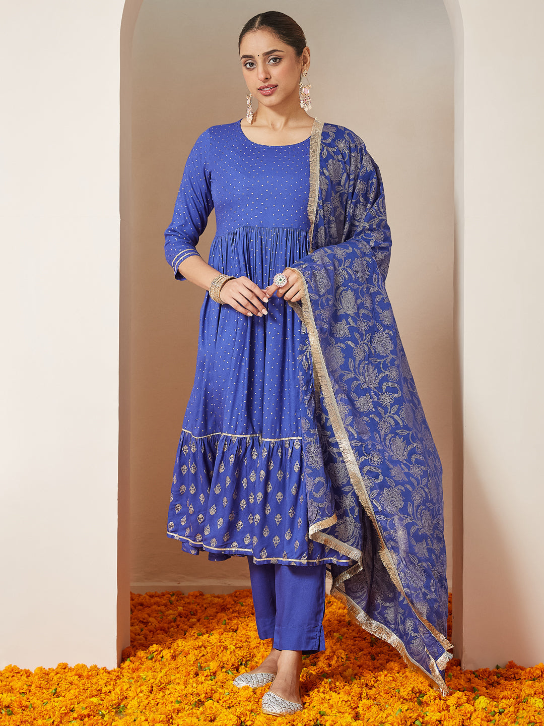 Janasya Dark Cotton Foil Print A-Line Kurta Set | Swadesiicart