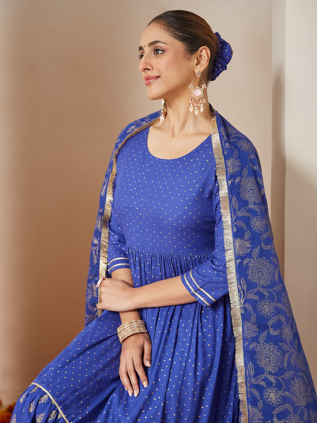 Janasya Dark Cotton Foil Print A-Line Kurta Set | Swadesiicart