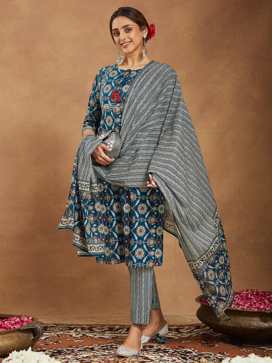 Janasya Bright Cotton Floral Straight Kurta Set | Swadesiicart