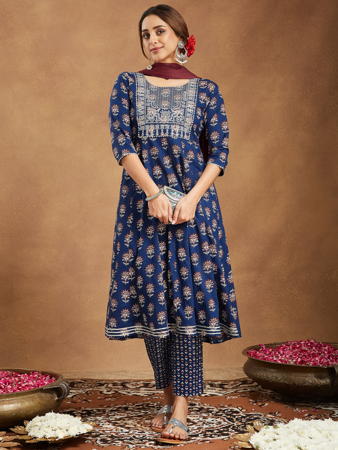 Janasya Dark Cotton Floral Anarkali Kurta Set | Swadesiicart