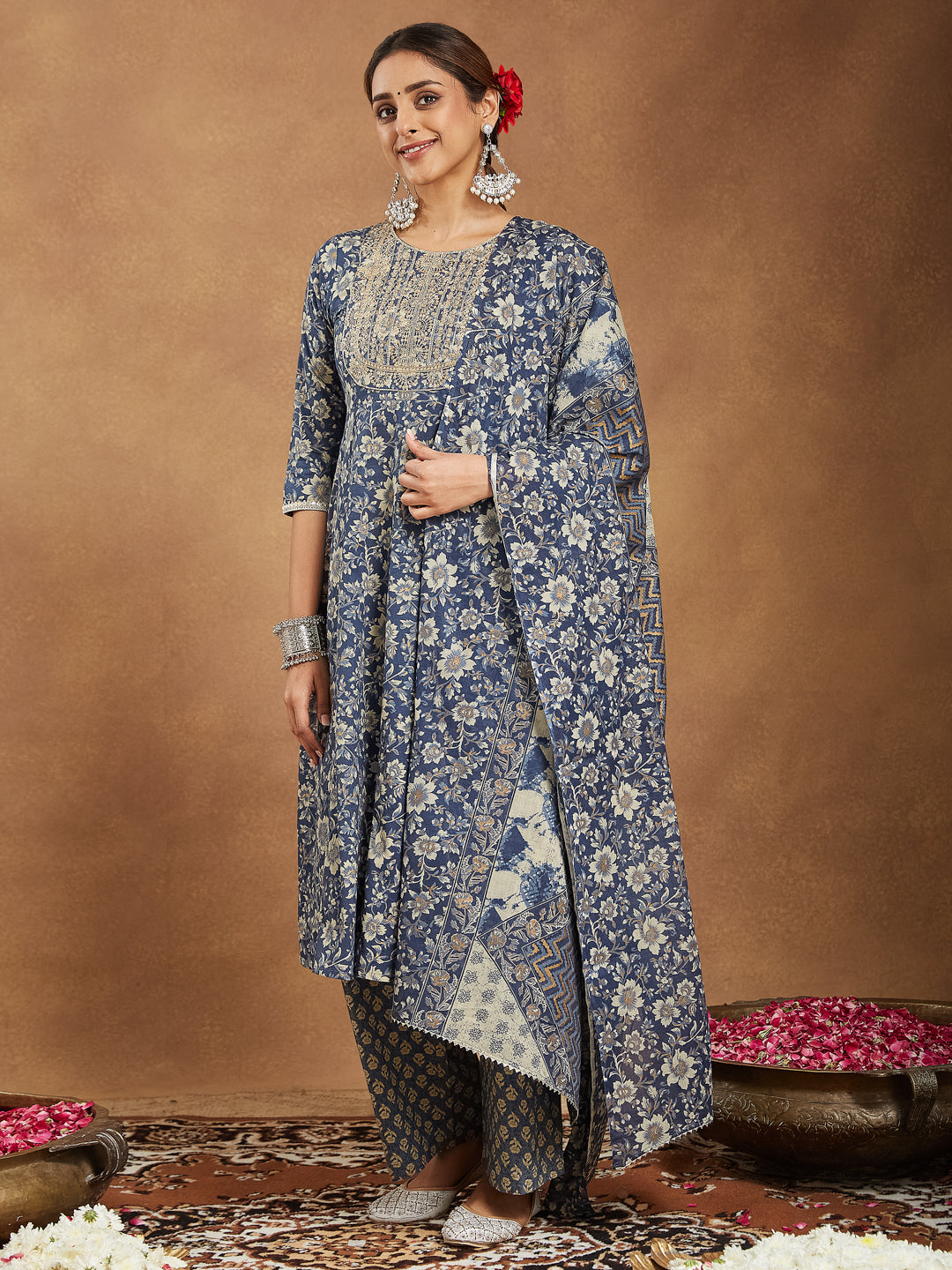 Janasya Dark Cotton Floral Anarkali Kurta Set | Swadesiicart