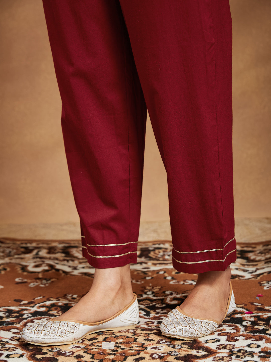 Janasya Dark Cotton Ethnic Motifs Straight Kurta Set | Swadesiicart