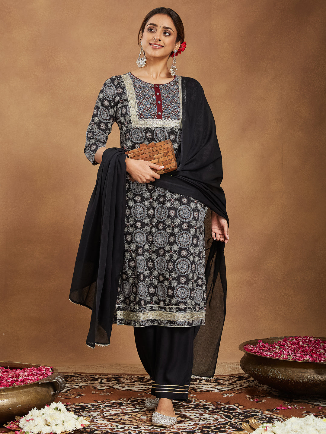 Janasya Dark Cotton Ajrakh Straight Kurta Set | Swadesiicart