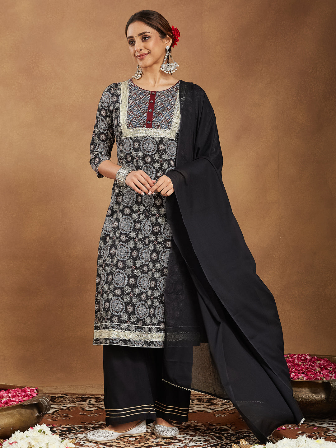 Janasya Dark Cotton Ajrakh Straight Kurta Set | Swadesiicart