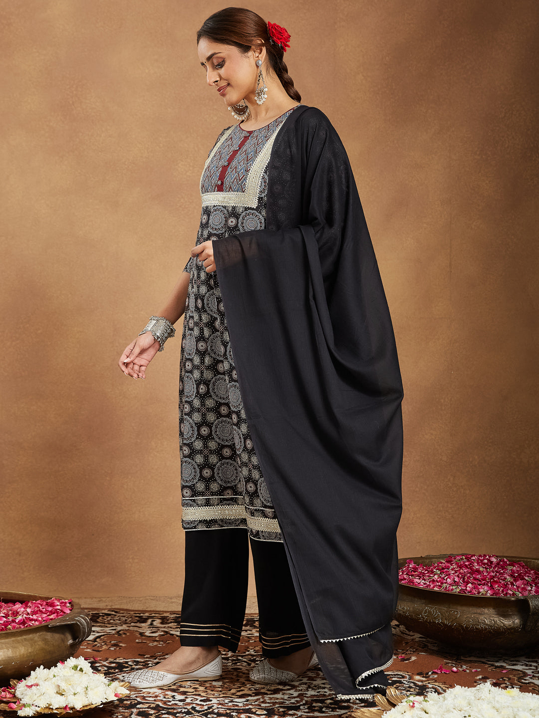 Janasya Dark Cotton Ajrakh Straight Kurta Set | Swadesiicart