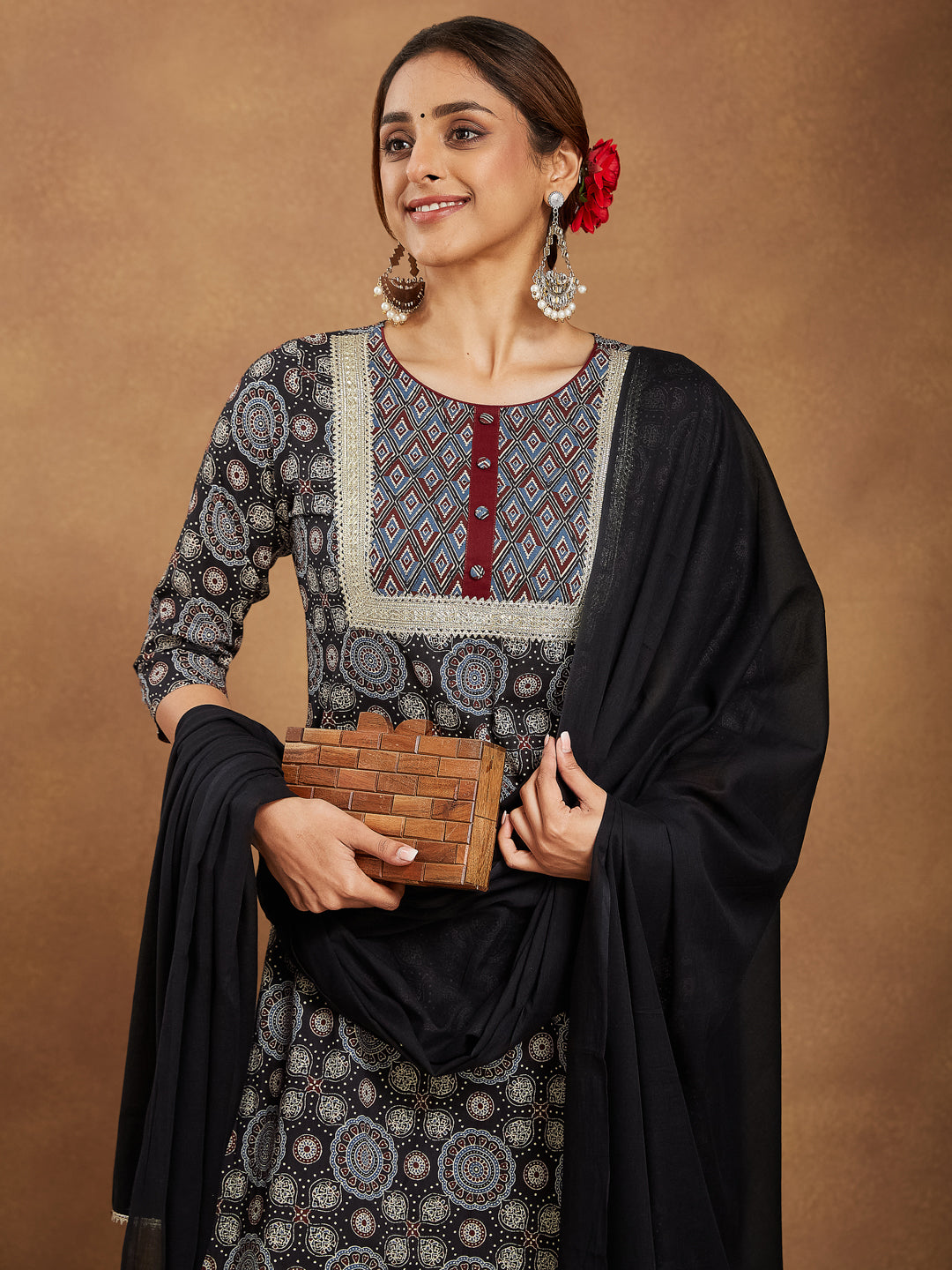 Janasya Dark Cotton Ajrakh Straight Kurta Set | Swadesiicart