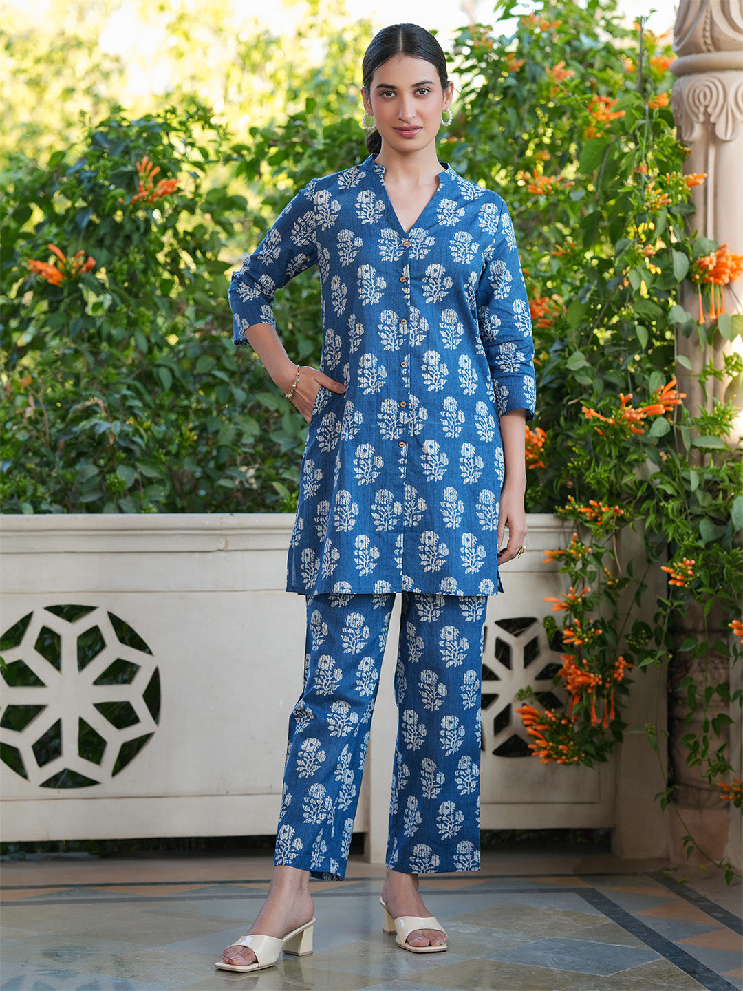 Janasya Dark Cotton Batik Straight Top & Bottom Set | Swadesiicart