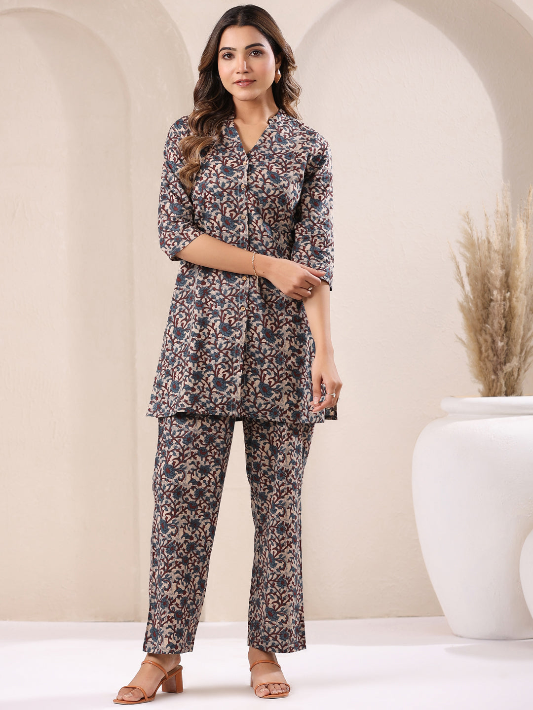 Janasya Dark Cotton Floral Straight Top & Bottom Set | Swadesiicart