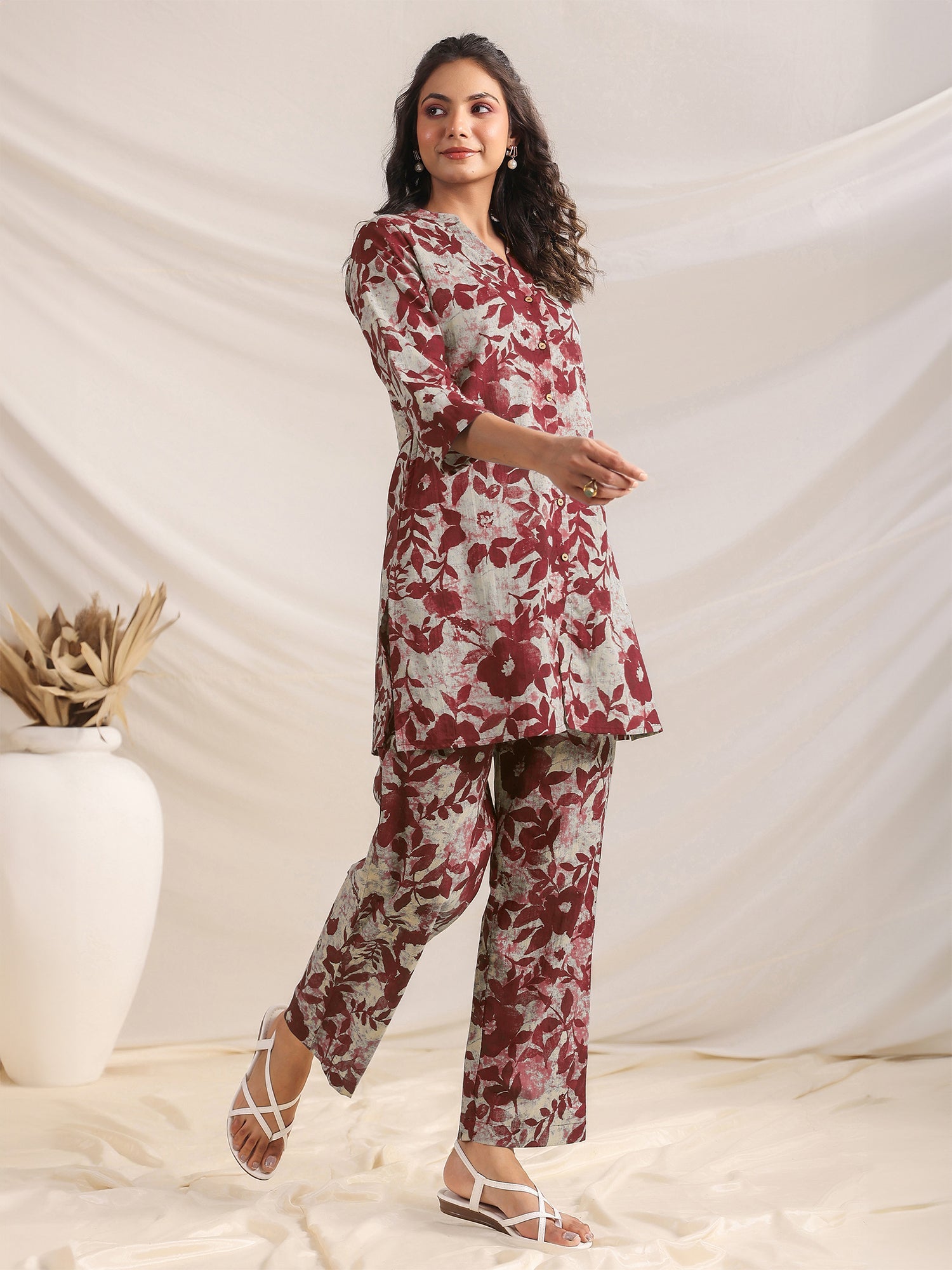 Janasya Dark Cotton Floral Straight Top & Bottom Set | Swadesiicart