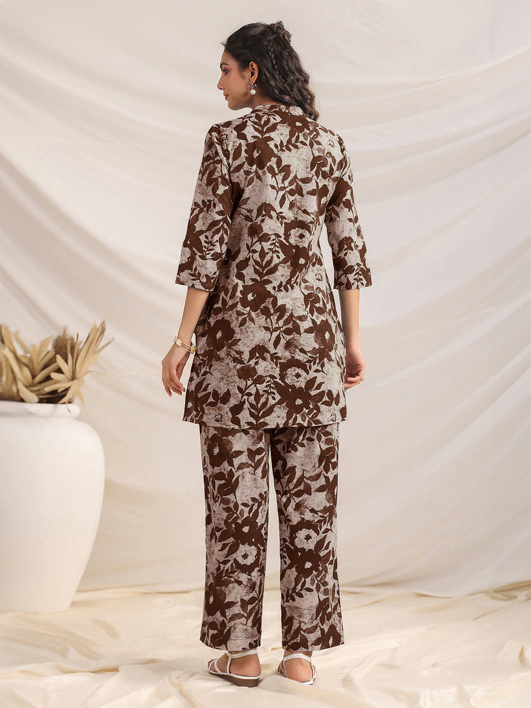 Janasya Dark Cotton Floral Straight Top & Bottom Set | Swadesiicart