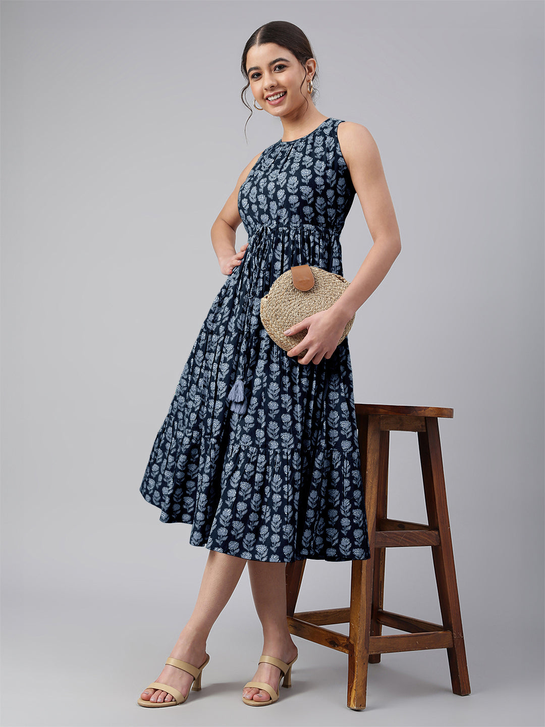 Janasya Dark Cotton Floral Tiered Dress | Swadesiicart