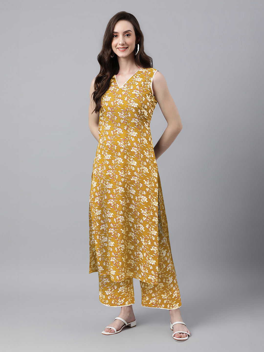 Janasya Bright Cotton Floral Straight Kurta Set | Swadesiicart