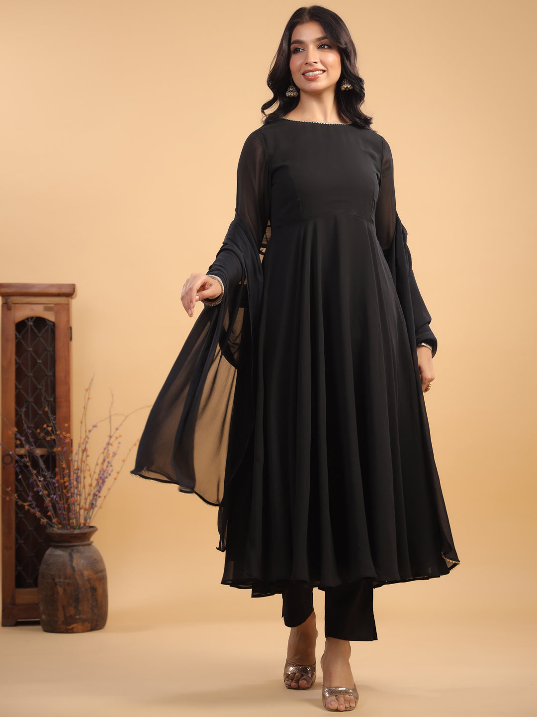 Janasya Dark Georgette Solid Anarkali Kurta Set | Swadesiicart