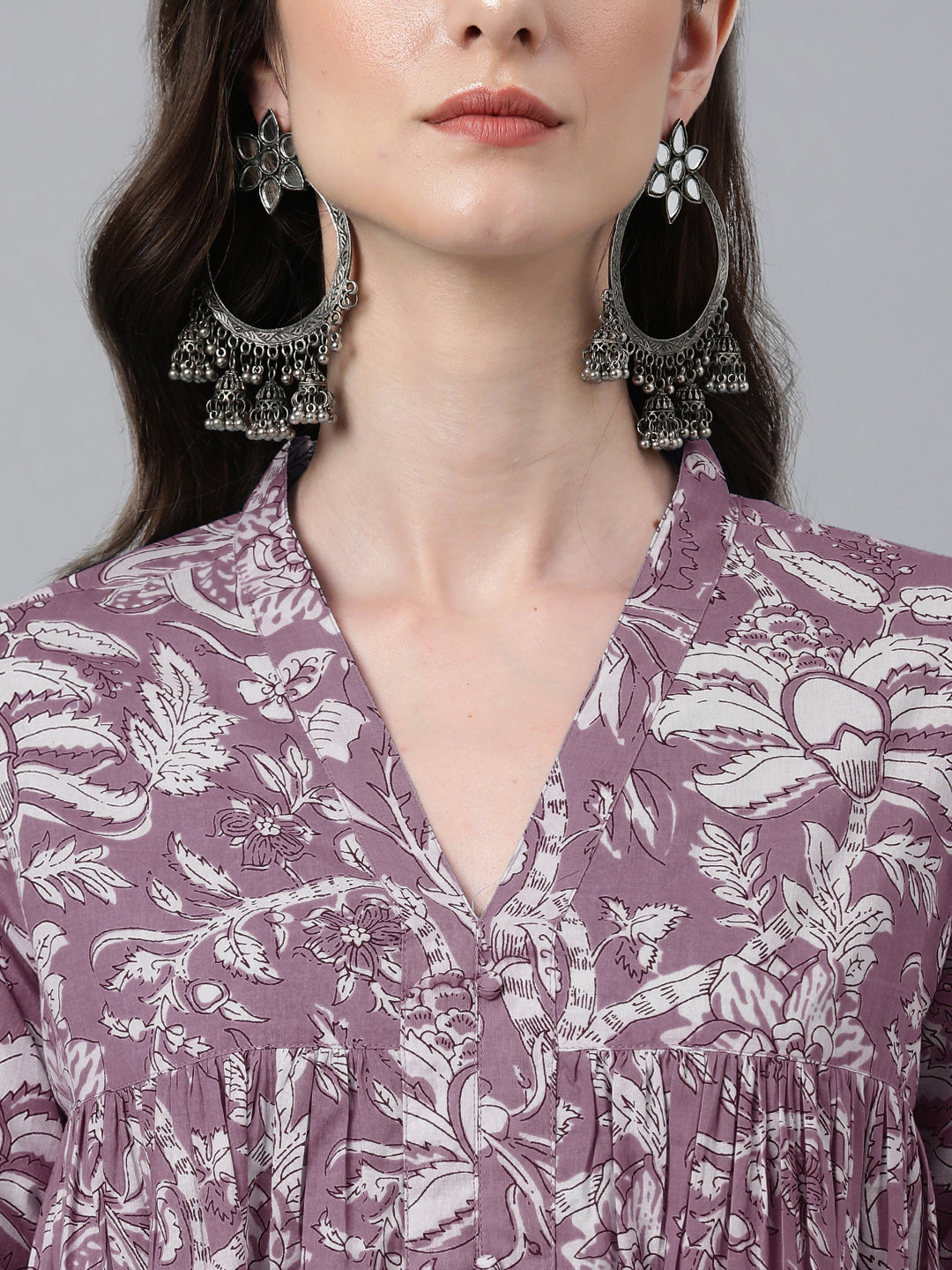 Janasya Light Cotton Floral Flared Kurta - Swadesiicart