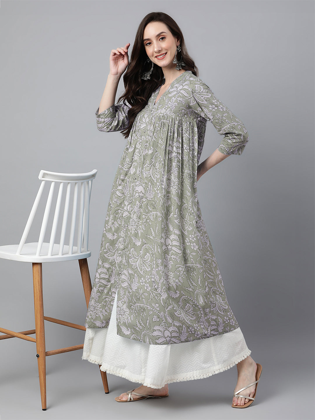 Janasya Light Cotton Floral Flared Kurta - Swadesiicart