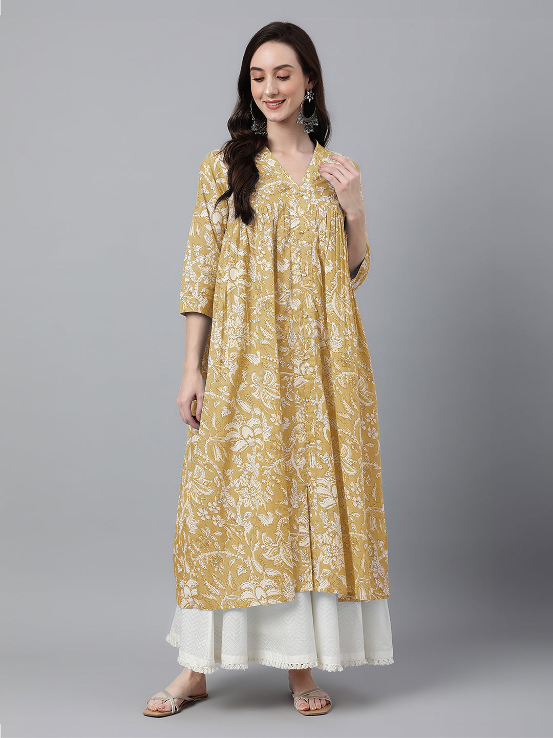 Janasya Light Cotton Floral Flared Kurta - Swadesiicart
