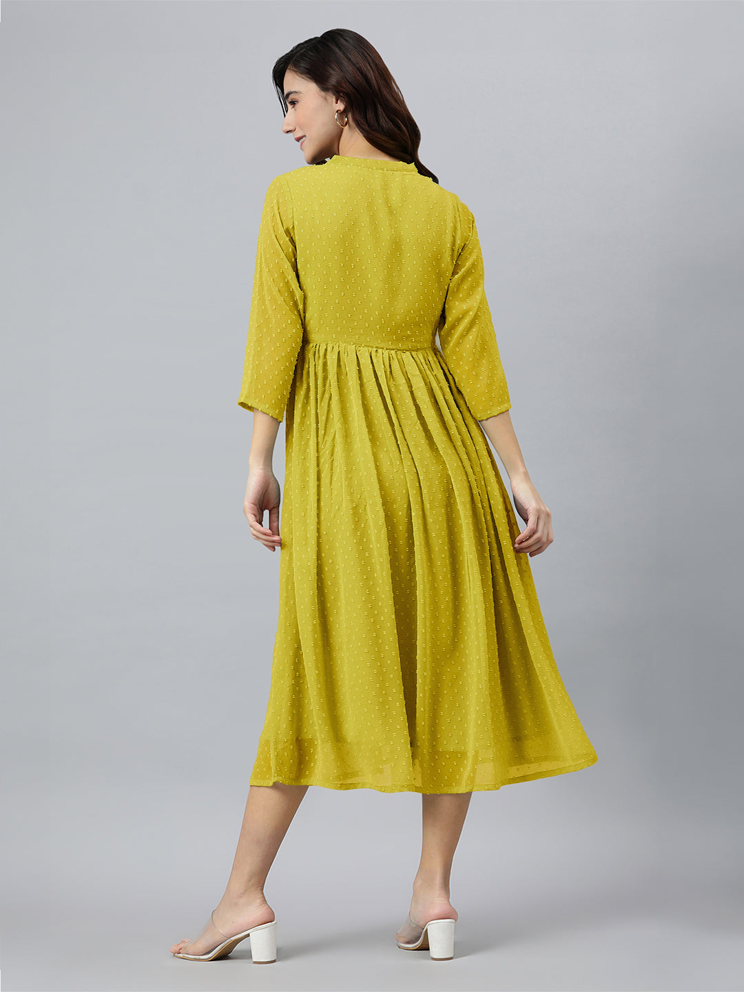Janasya Bright Dobby Chiffon Self Design Flared Kurta - Swadesiicart