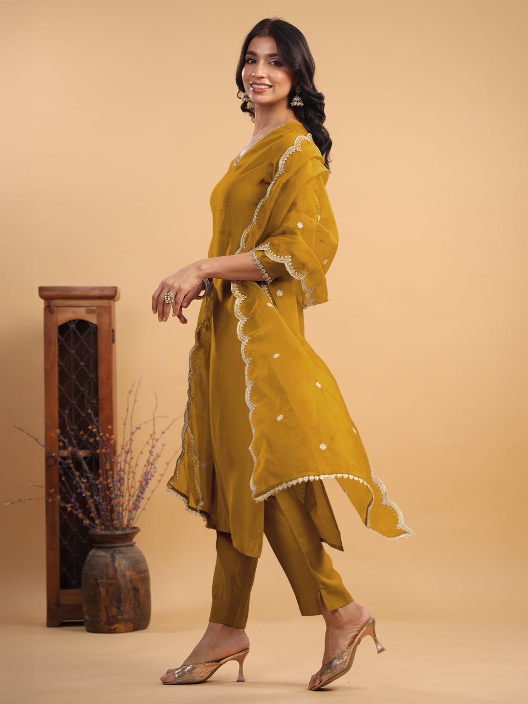 Janasya Light Chanderi Solid Straight Kurta Set | Swadesiicart