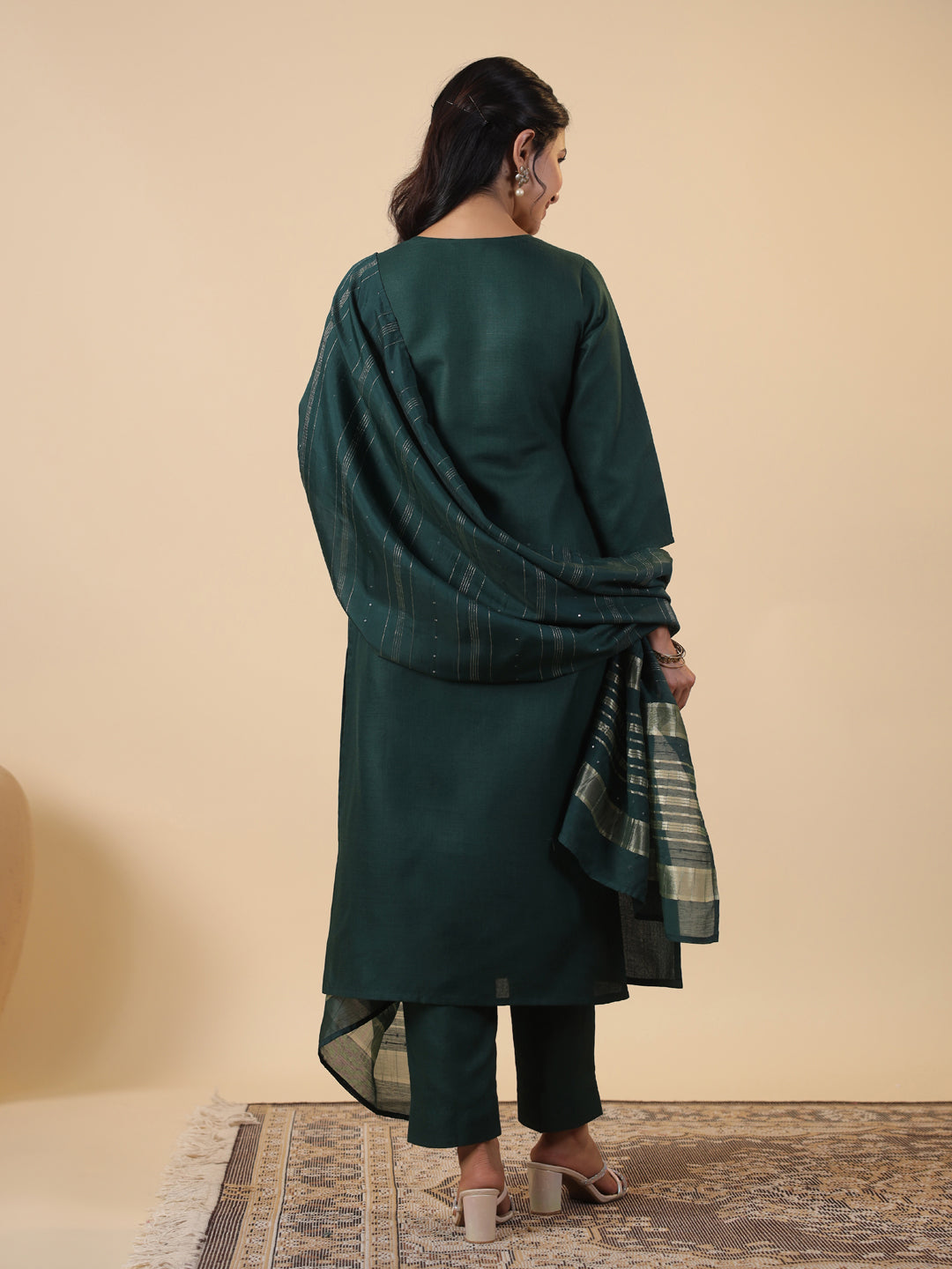 Janasya Dark Cotton Blend Yoke Embroidery Straight Kurta Set | Swadesiicart