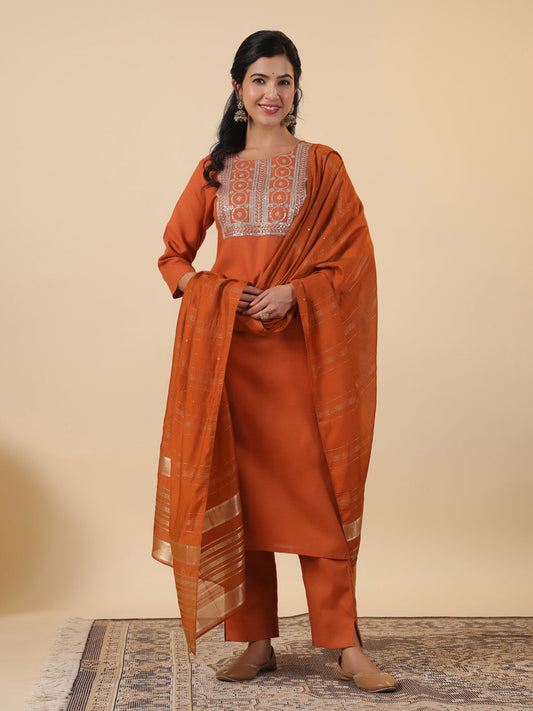 Janasya Dark Cotton Blend Yoke Embroidery Straight Kurta Set | Swadesiicart