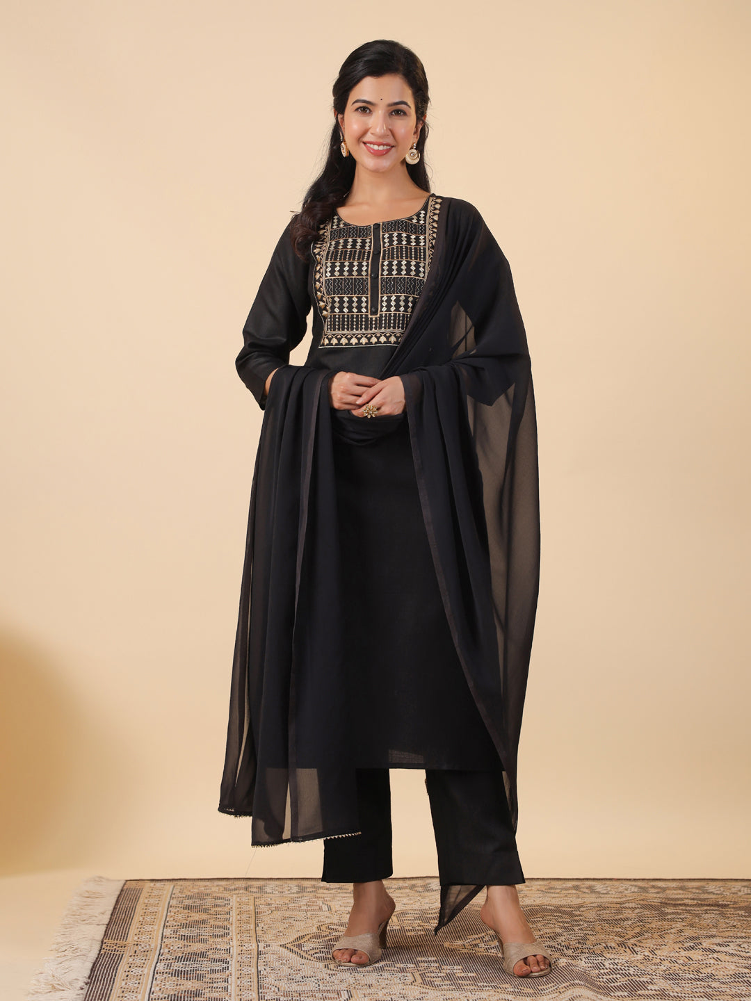 Janasya Dark Cotton Blend Yoke Embroidery Straight Kurta Set | Swadesiicart