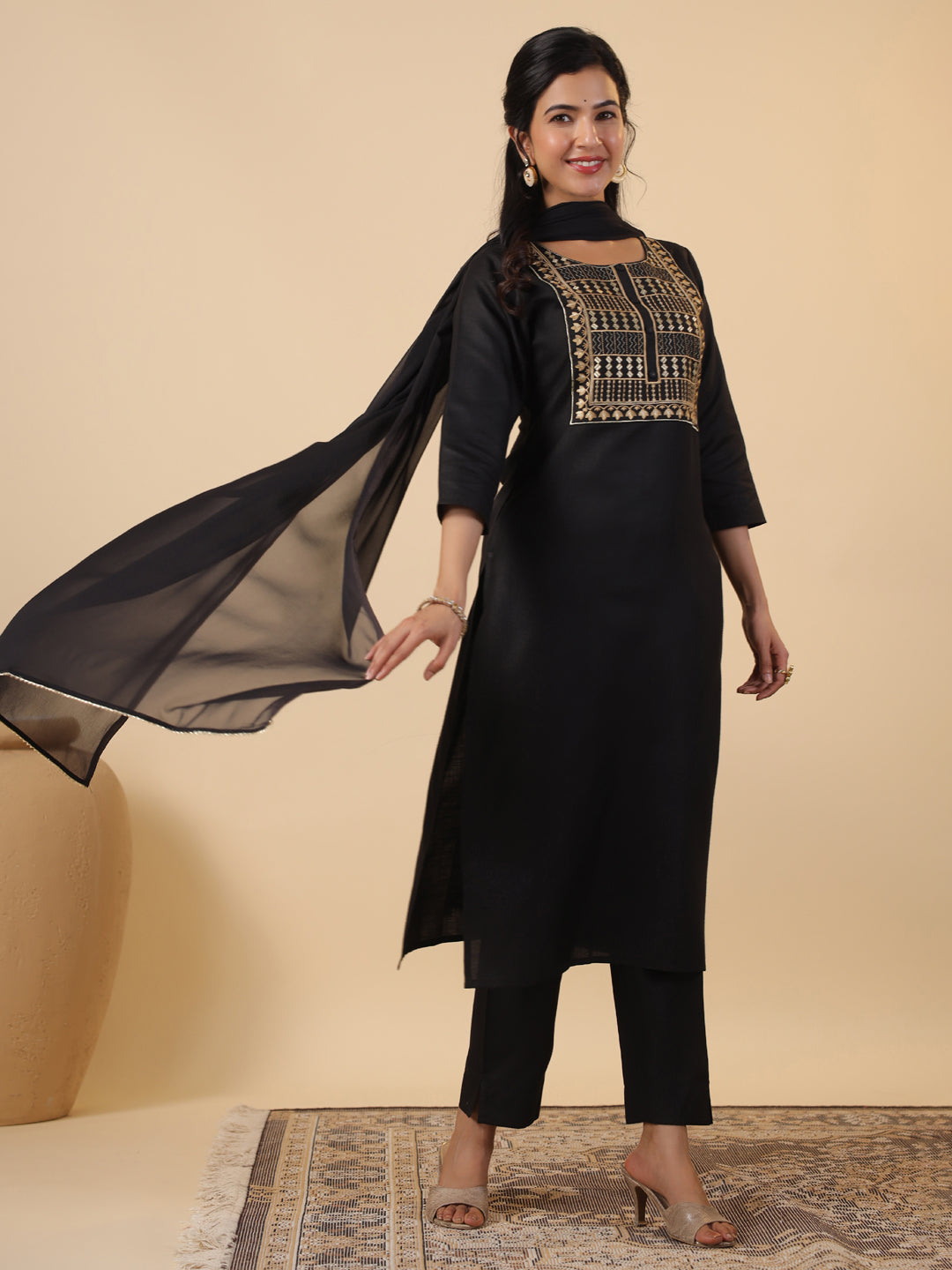 Janasya Dark Cotton Blend Yoke Embroidery Straight Kurta Set | Swadesiicart