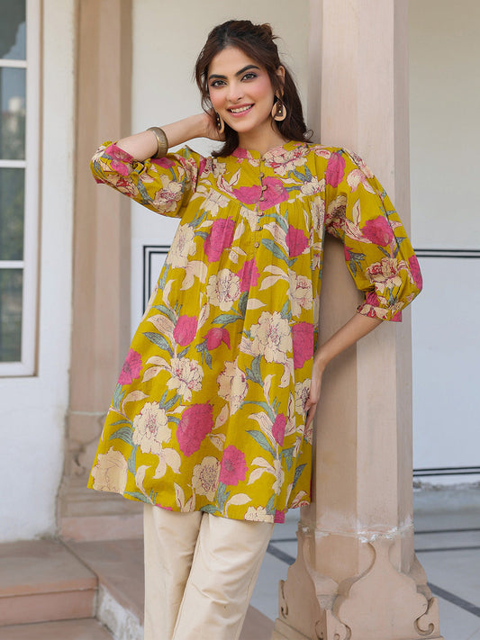 Janasya Bright Cotton Floral A-Line Tunic | Swadesiicart