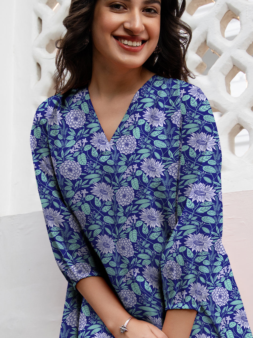 Janasya Dark Georgette Floral A-Line Tunic | Swadesiicart