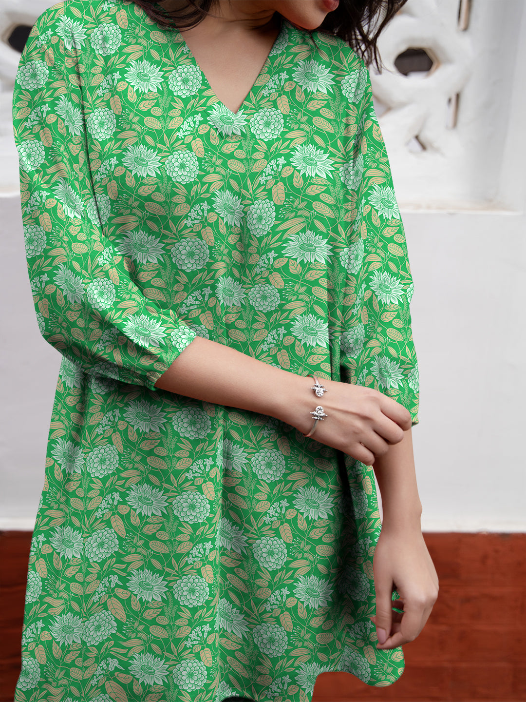 Janasya Dark Georgette Floral A-Line Tunic | Swadesiicart