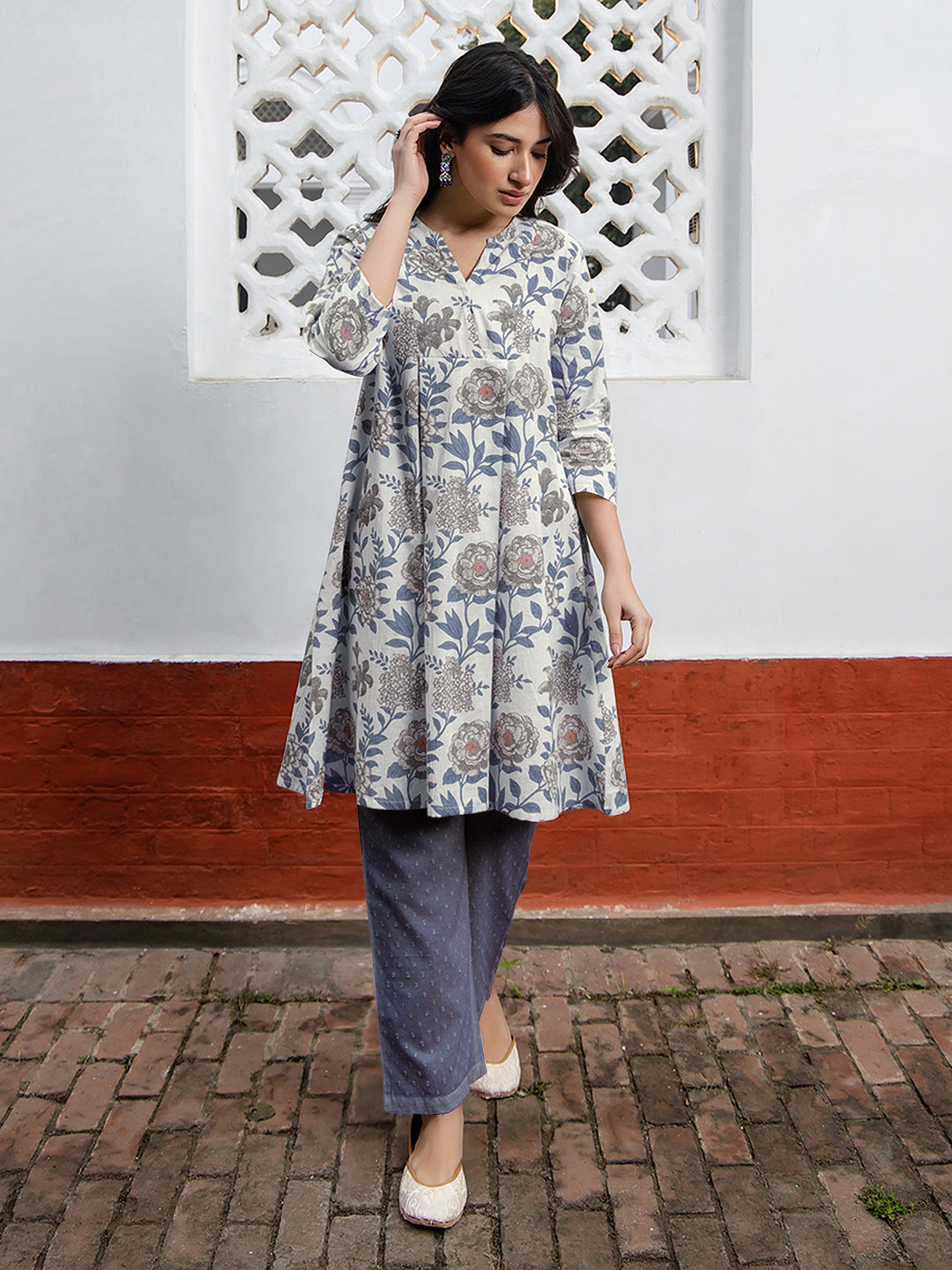 Janasya Light Cotton Floral A-Line Tunic | Swadesiicart
