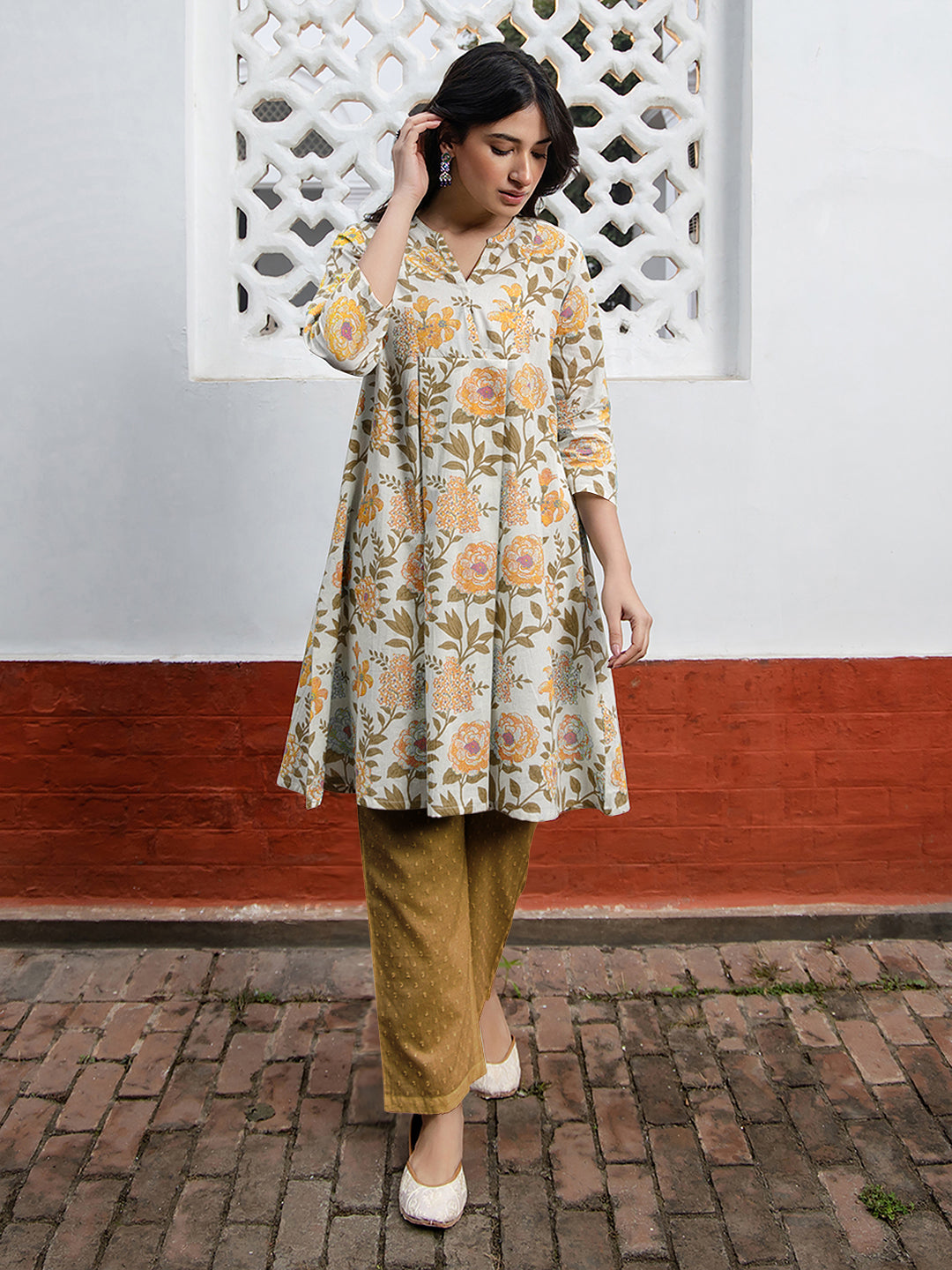 Janasya Light Cotton Floral A-Line Tunic | Swadesiicart