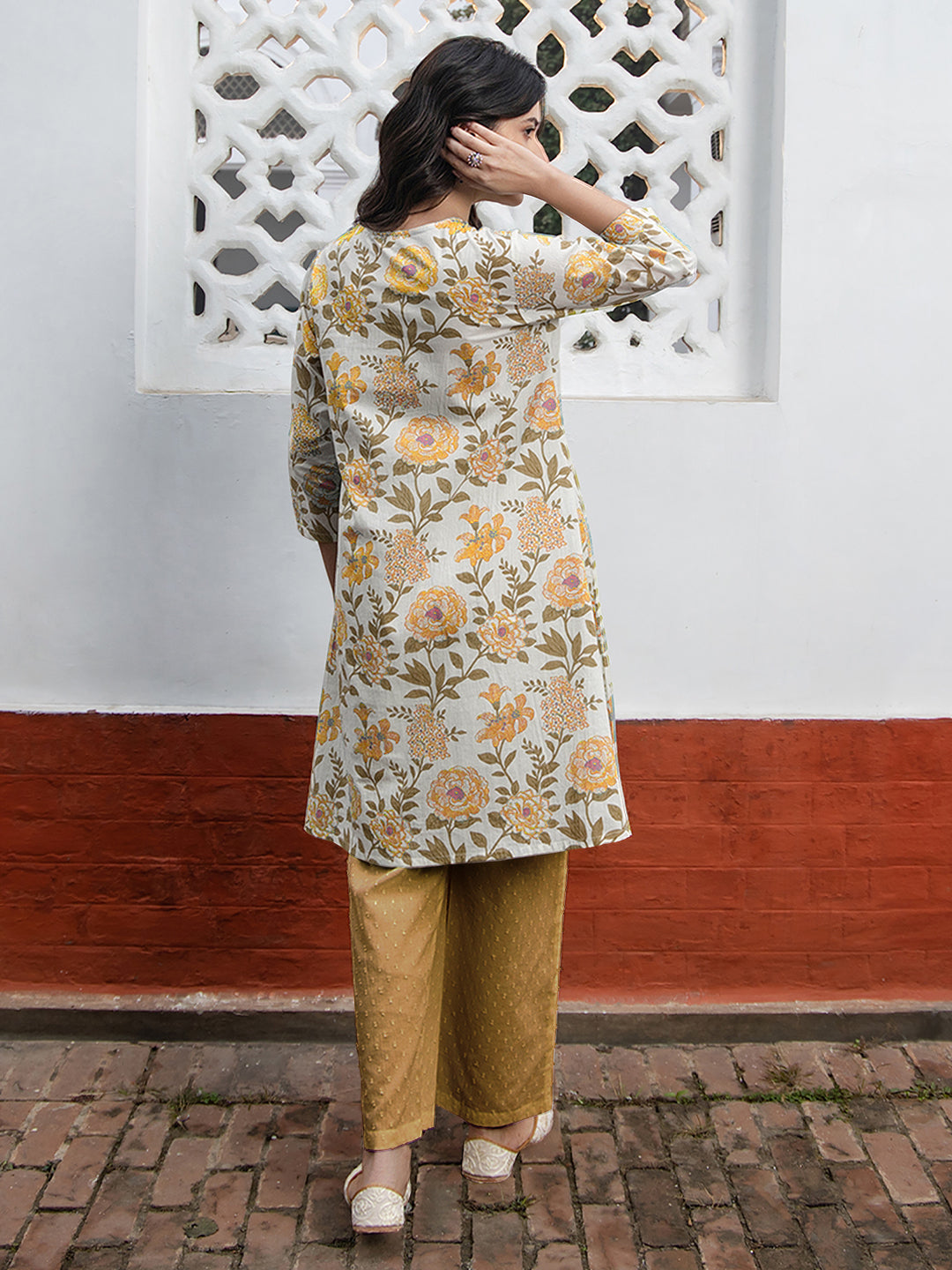 Janasya Light Cotton Floral A-Line Tunic | Swadesiicart