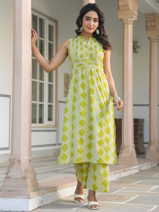 Janasya Bright Cotton Geometric A-Line Kurta Set | Swadesiicart