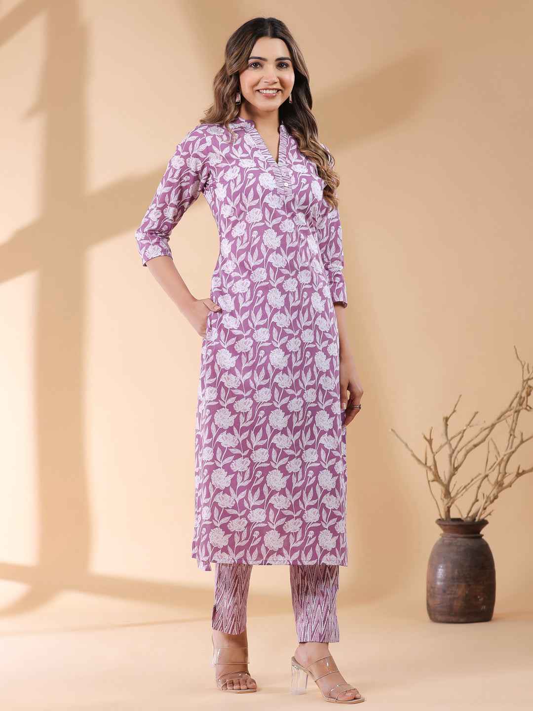 Janasya Light Cotton Floral Straight Kurta Set | Swadesiicart
