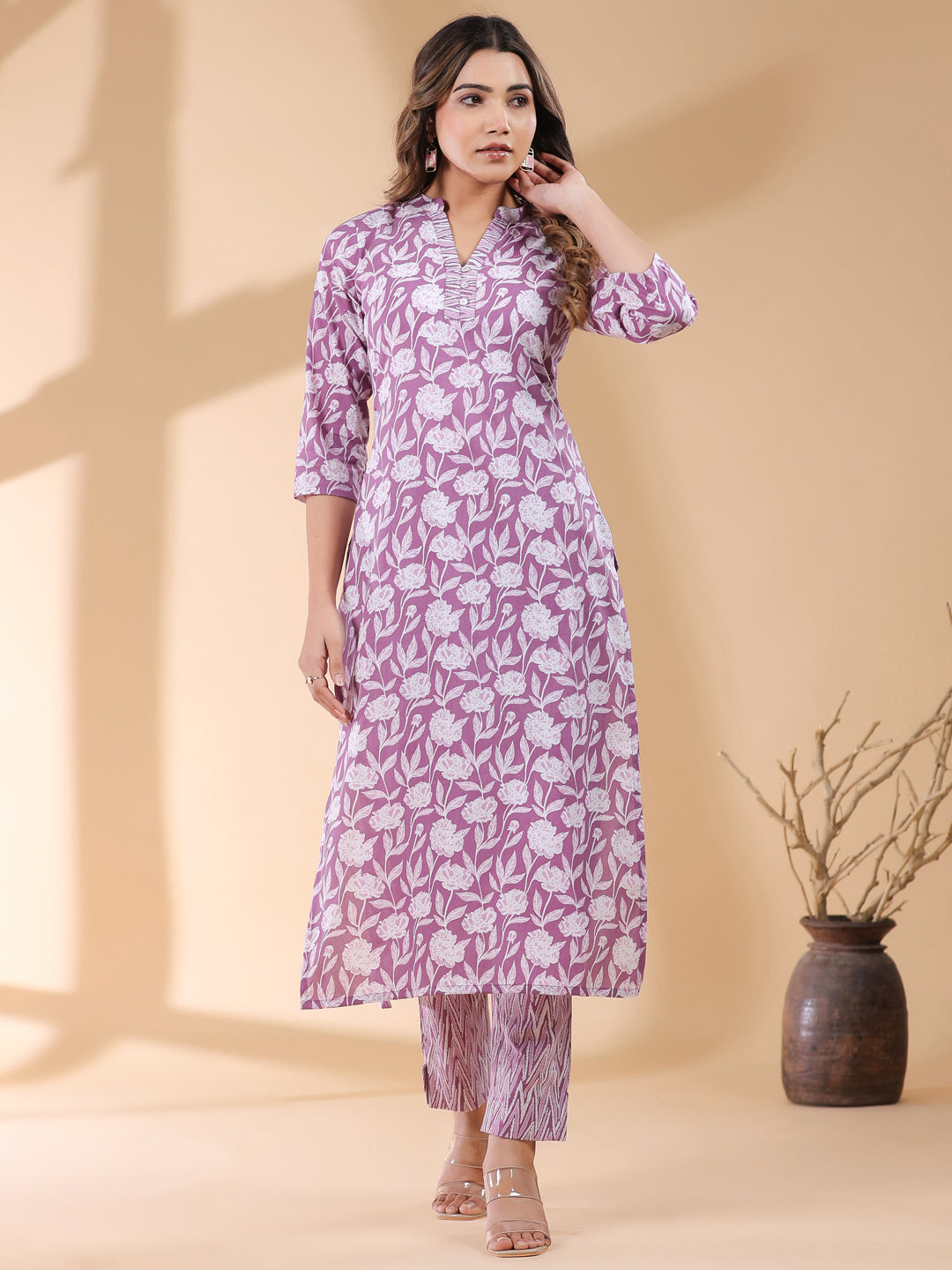 Janasya Light Cotton Floral Straight Kurta Set | Swadesiicart